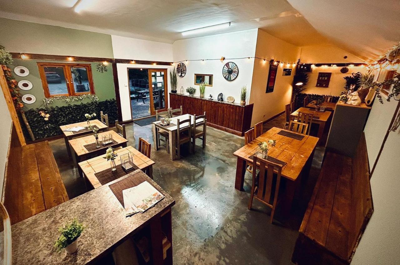 1-Bed Pod Cabin In Beautiful Surroundings Ρέξαμ Εξωτερικό φωτογραφία